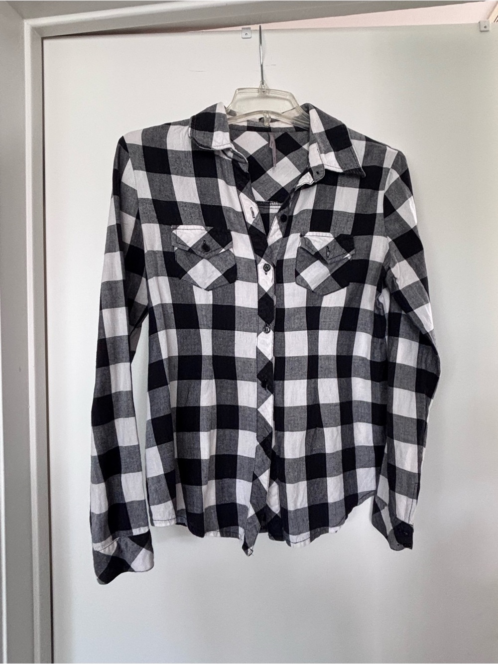 Classic black/white checked flannel 🐼